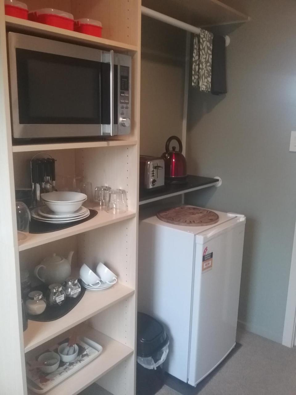 Alfred'S@115 Bed & Breakfast Бленхайм Екстериор снимка